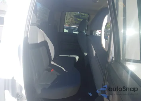 2015 Ram 1500 Express из США, поврежденный, VIN 1C6RR7FT1FS526973